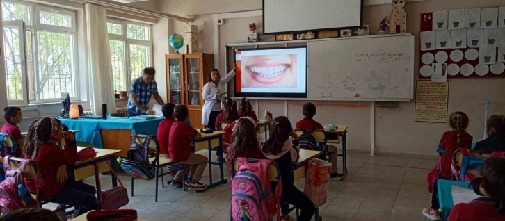 Nazilli’de miniklere ağız ve diş sağlığı anlatıldı
