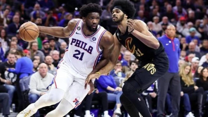 NBA'de 76ers, Cavaliers'ı mağlup etti