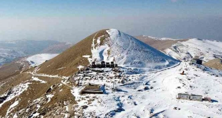 Nemrut’un kış uykusuna kuraklık engeli