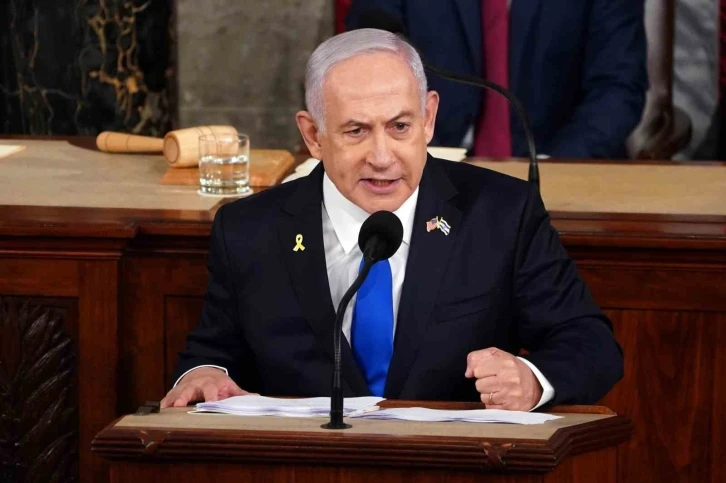 Netanyahu: "Hizbullah şimdiye kadar ödemediği türden ağır bir bedel ödeyecek"
