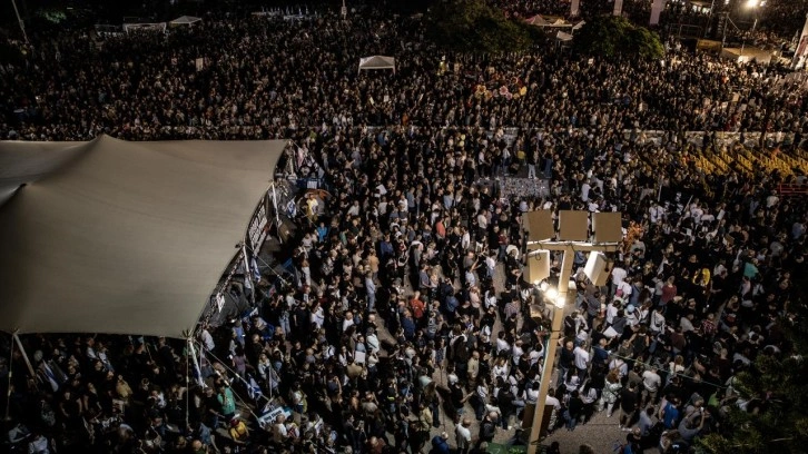 Netanyahu'ya karşı ayaklandılar! Tel Aviv'de istifa sesleri!