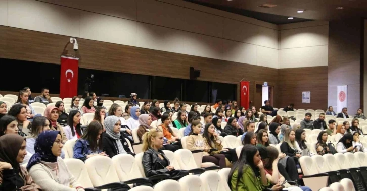 NEVÜ’de “Alışveriş Bağımlılığı” semineri düzenlendi
