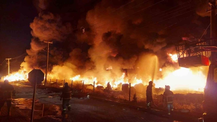 Niğde’deki yangınla ilgili Vali Çelik’ten açıklama
