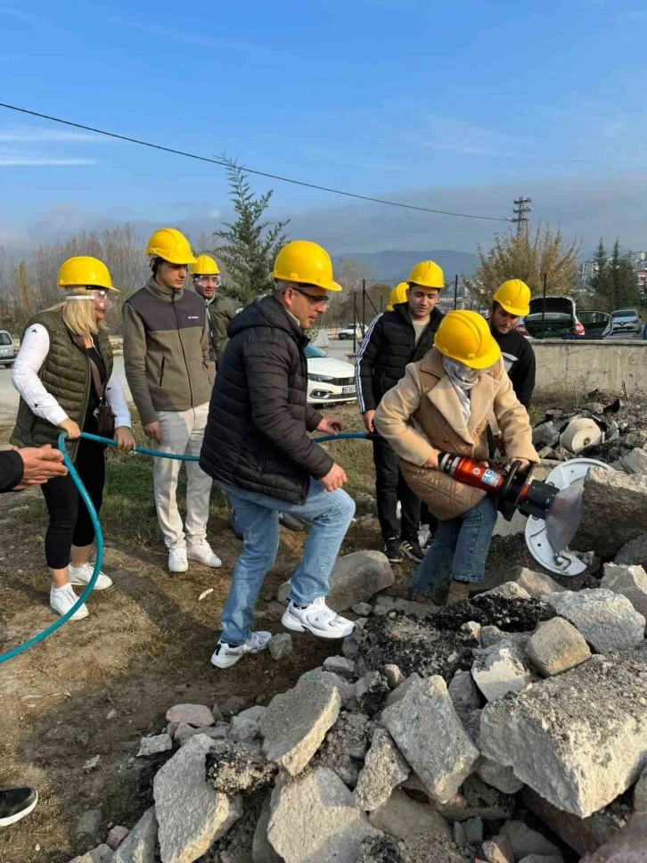 Niksar Belediyesi’nde arama kurtarma ekibi kuruldu
