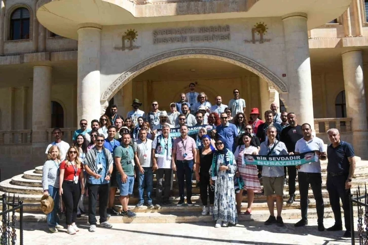 Nusaybin’in tur rotasına alınması için turizm rehberleri davet edildi
