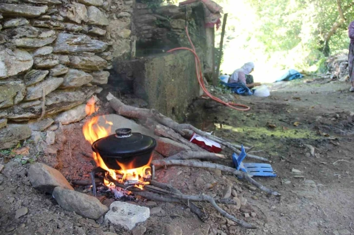 Odun ateşi, artık yokluktan değil keyiften kullanılmaya başladı
