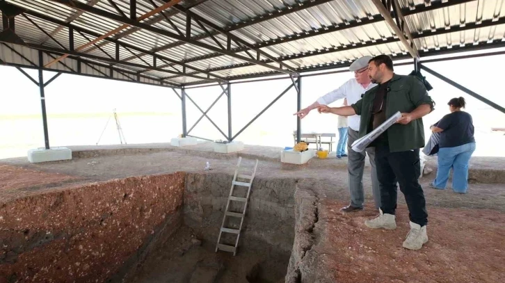 Odunpazarı Belediye Başkanı Kurt’tan Eskişehir’in bilinen en eski şehrine ziyaret
