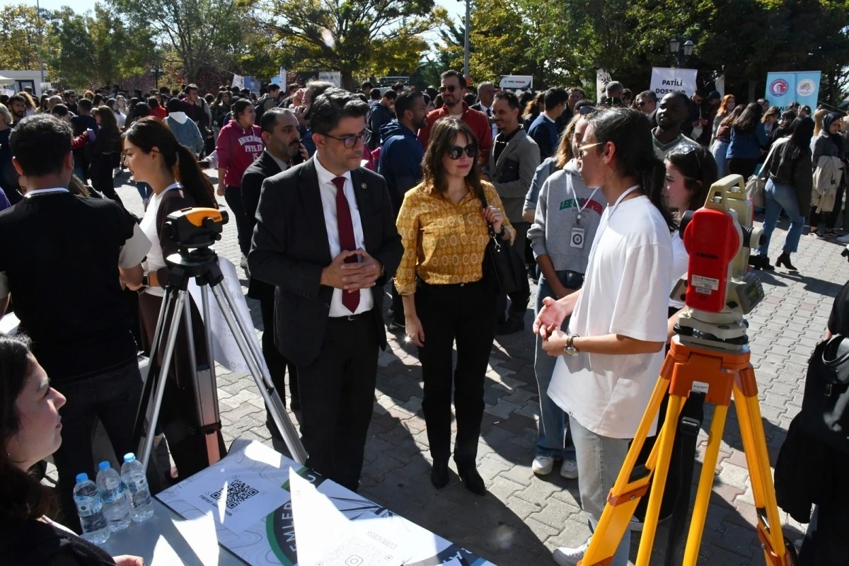 Öğrenci Kulüp Tanıtım Günleri Gerçekleşti
