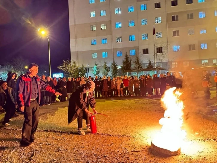 Öğrenci yurdunda yangın ve afet eğitimi
