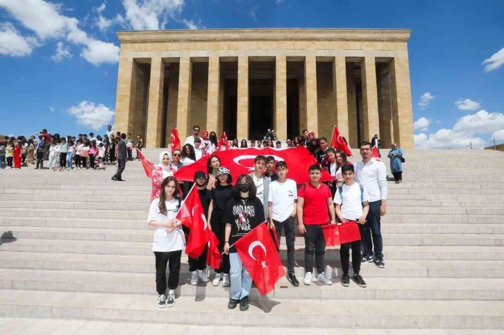 Öğrenciler Anıtkabir’de
