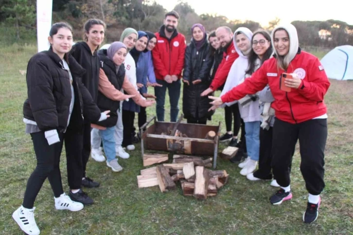 Öğrenciler kampta bir araya geldi
