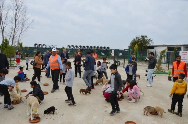 Öğrenciler rehabilitasyon merkezinde