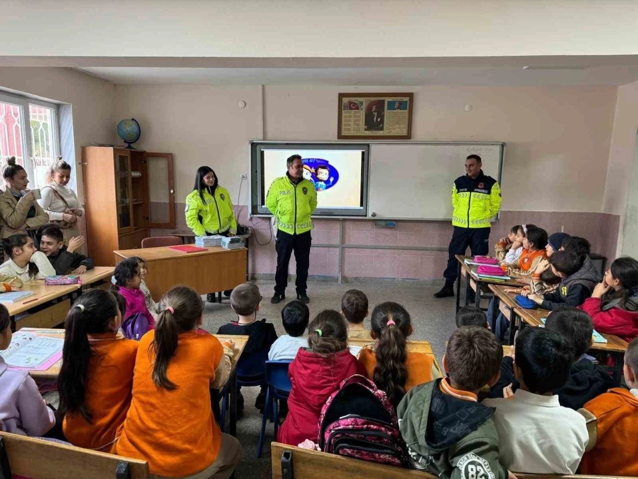 Öğrencilere trafik semineri
