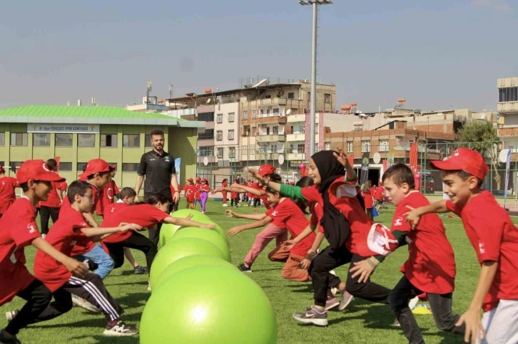 Öğretmenler hem öğretti hem eşlik etti