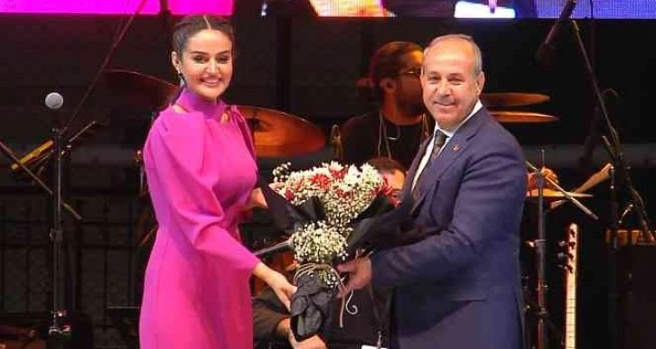 Oğuzeli’nde Nar ve Kurutmalık festivali