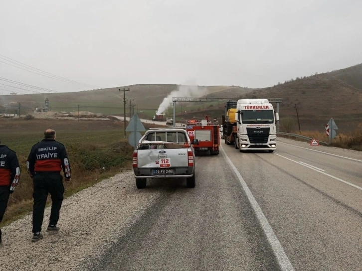 Oksijen tüpü yüklü kamyonda panik anları
