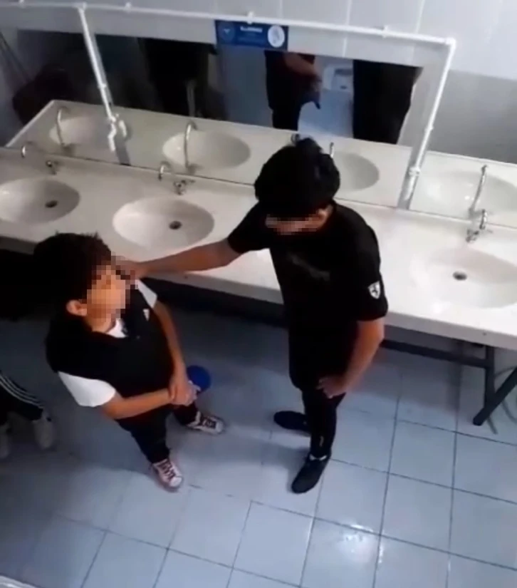 Okul tuvaletindeki şiddet olayına tahkikat başlatıldı
