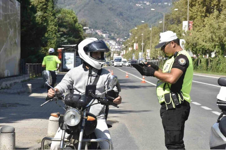 Ordu’da bir haftada 17 binden fazla araç ve sürücüsü denetlendi
