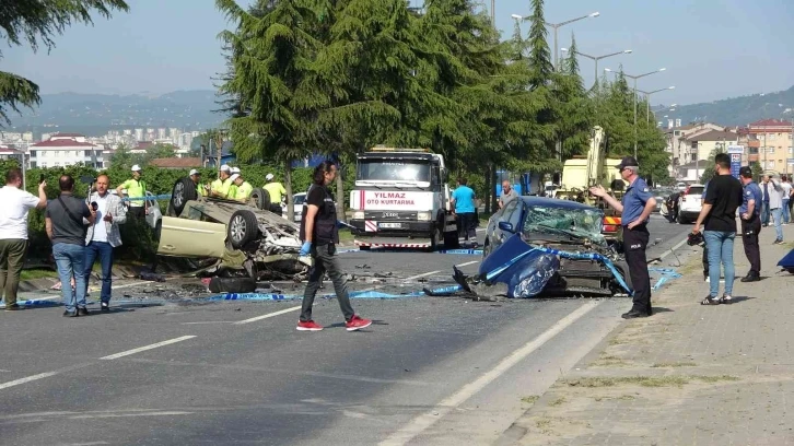 Ordu’da feci zincirleme kaza: 2’si ağır 6 yaralı
