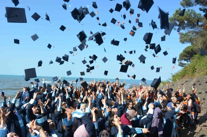 Ordu Üniversitesi’nde çifte mezuniyet töreni
