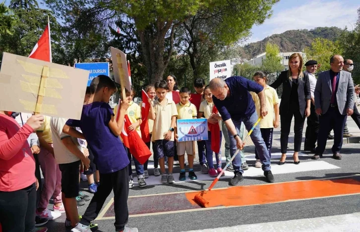 Ortaca’da ‘Yayalara saygı’ etkinliği
