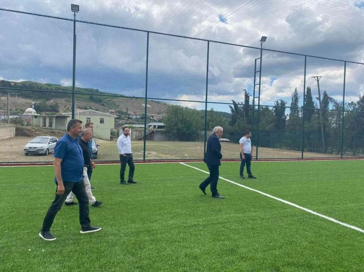 Osmaneli’nde köylere spor tesisleri yapılmaya başlandı
