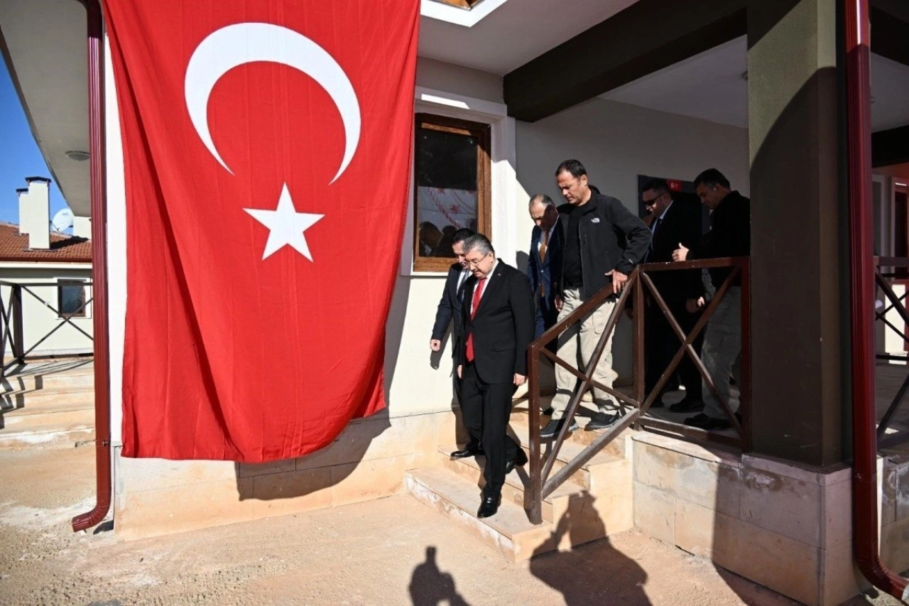 Osmaniye’de yapımı tamamlanan 20 köy evinin anahtar teslimi yapıldı