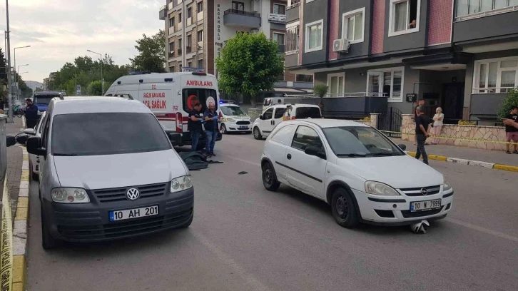 Otomobil ile çarpışan motosikletli hayatını kaybetti
