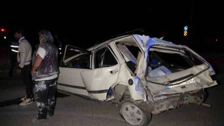 Otomobilin hurdaya döndüğü kazada emniyet kemeri hayat kurtardı
