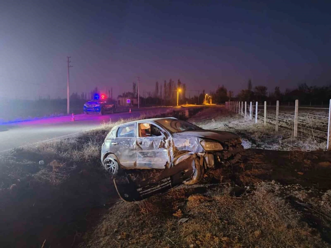 Otomobillerin hurdaya döndüğü kazada 4 kişi yaralandı
