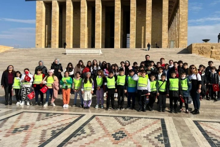 Özel Deva Okulları Öğrencileri Ankara’da Ata’nın huzurunda.