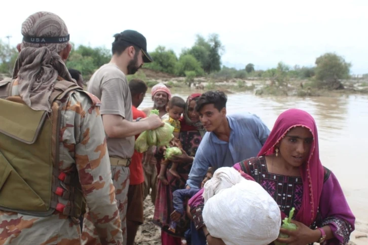 Pakistan’daki selde 111 kişi öldü
