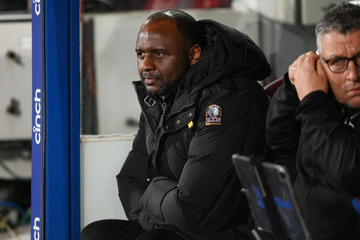 Patrick Vieira Crystal Palace’tan ayrıldı