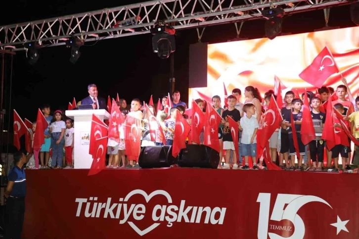 Payas’ta 15 Temmuz Demokrasi ve Milli Birlik Günü kutlandı
