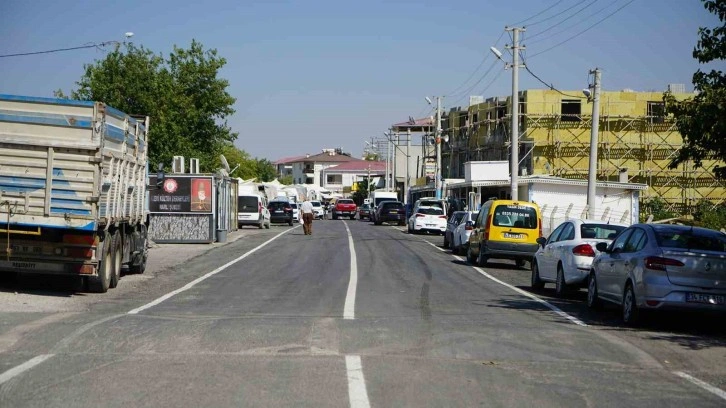 Pazarcık’ta yollar büyükşehir ile yenileniyor