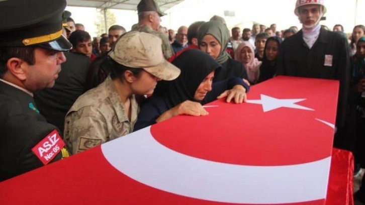 Pençe-Şimşek şehidi Güner, Hatay'da toprağa verildi