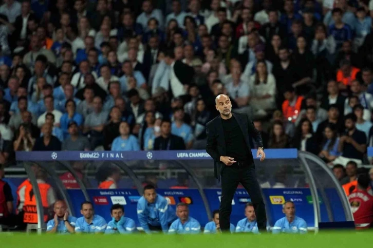 Pep Guardiola, sırtındaki problem nedeniyle ameliyat edildi
