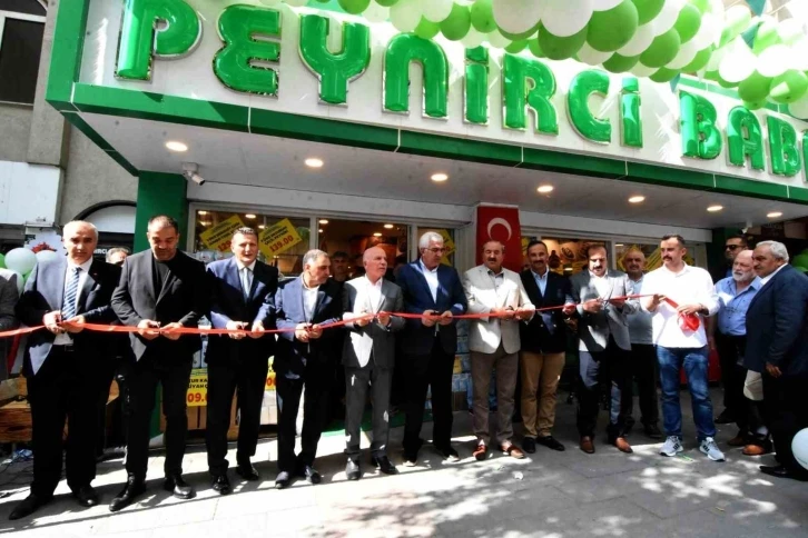 Peynirci Baba Erzurum’da 151’nci şubesini hizmete açtı
