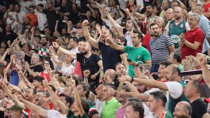 Pınar Karşıyaka'nın basketbol kombineleri satışa çıkıyor