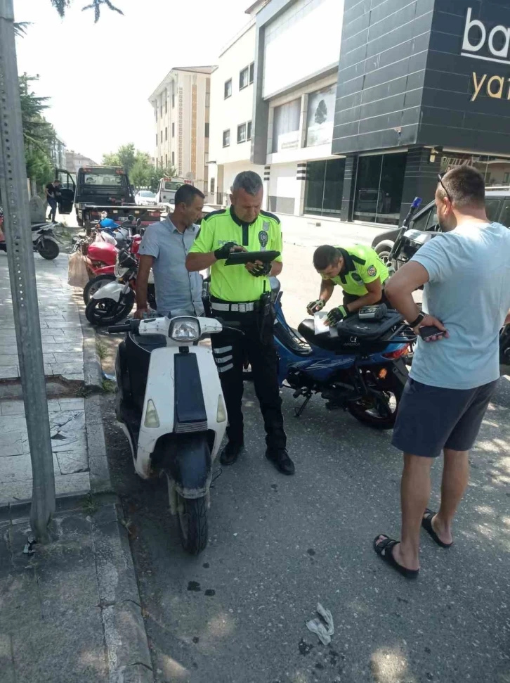 Plakasız motosikletler denetlendi
