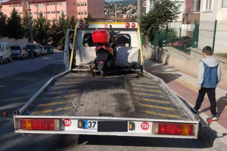 Polis ekiplerinden kasksız motosiklet kullanıcılarına sıkı denetim
