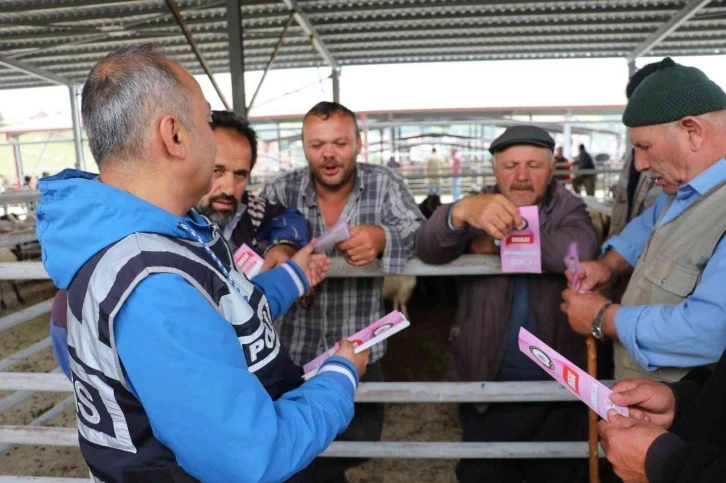 Polisten kurban pazarlarında sahte para uyarısı
