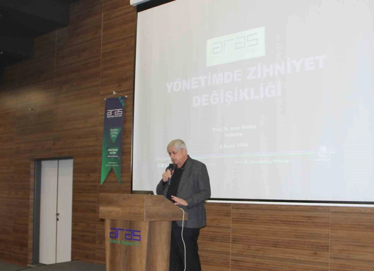 Prof. Dr. Acar Baltaş’tan “Liderlikte yeni eğilimler” konferansı
