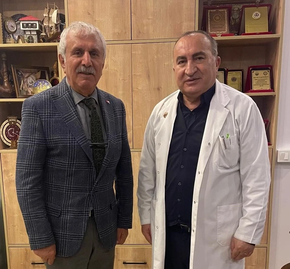 Prof.Dr. Demrikaya; MS ve Parkinson Hastalarının umudu oldu