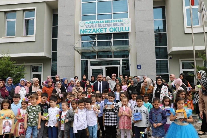 Pursaklar Belediyesi Nezaket Okulları’nda karne heyecanı
