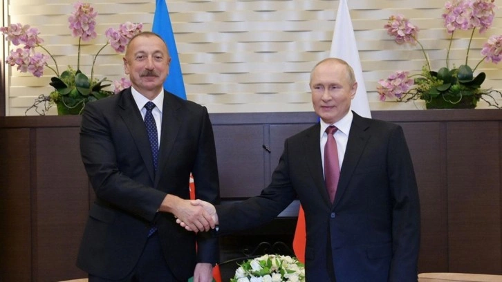 Putin'den Aliyev'e doğum günü tebriği