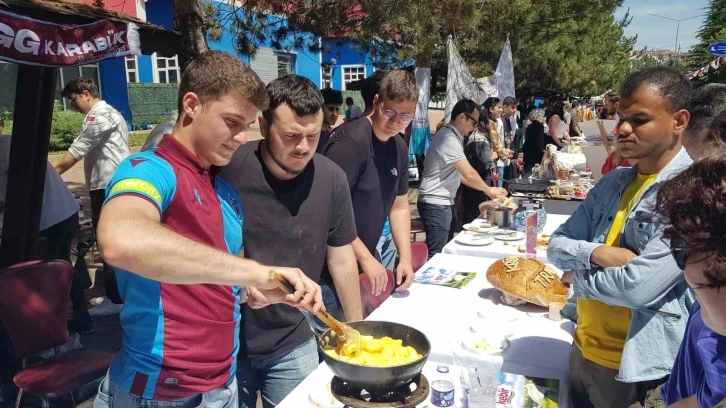 "81 İl Karabük Üniversitesinde Buluşuyor" festivali başladı
