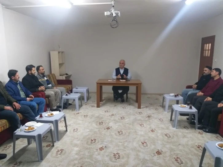 "Aileyi Ayakta Tutan Dini Değerler" seminerleri başladı
