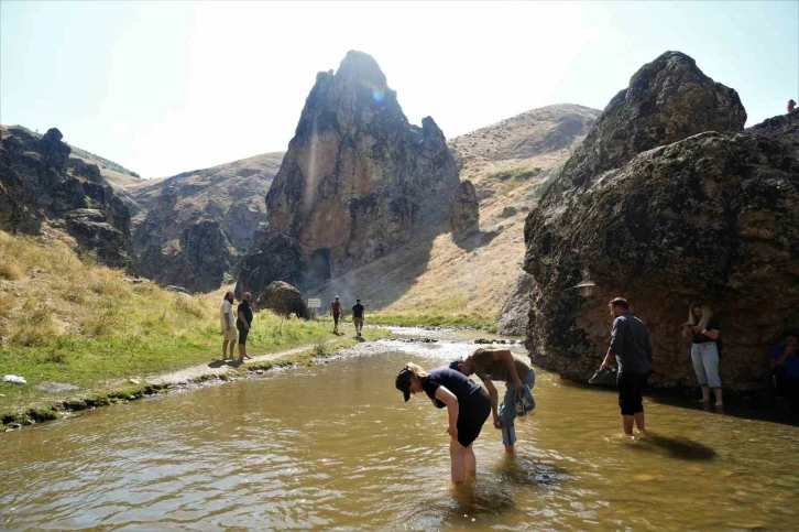 &quot;Babamın Damadı&quot; filminin oyuncu kadrosu netleşti: Muş’ta romantik komedi rüzgarı
