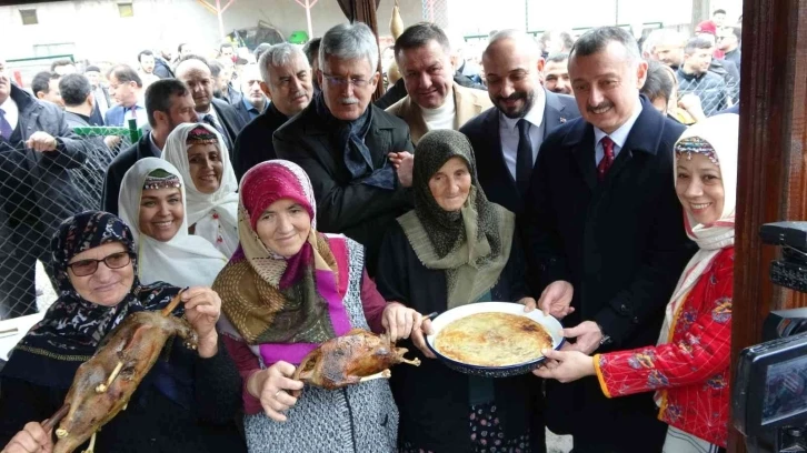 "Kaz Bayramı"nda 200 yıllık gelenek yaşatıldı
